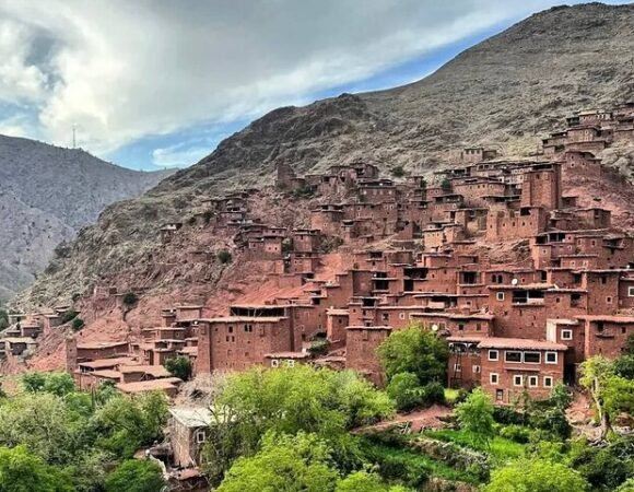 Three Valleys & High Atlas Mountains Day Trip with Berber Lunch